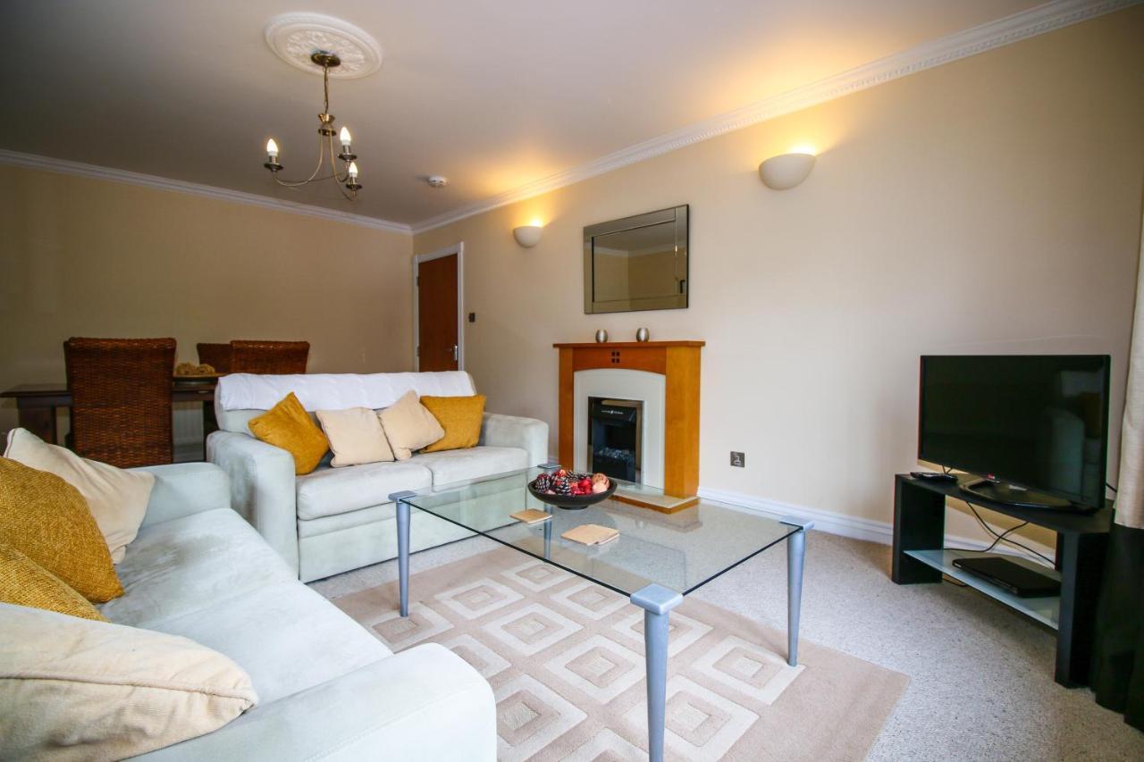Turnberry Apartments Buitenkant foto