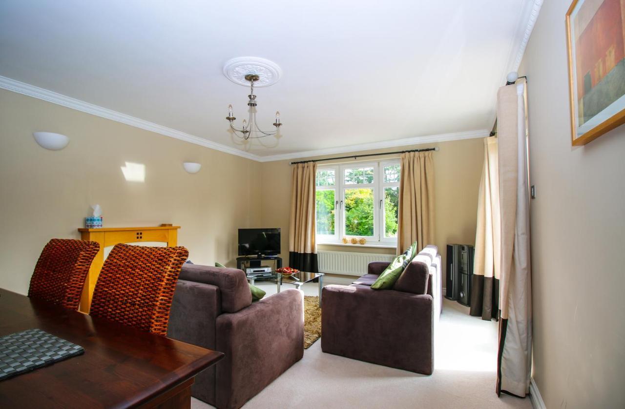 Turnberry Apartments Buitenkant foto