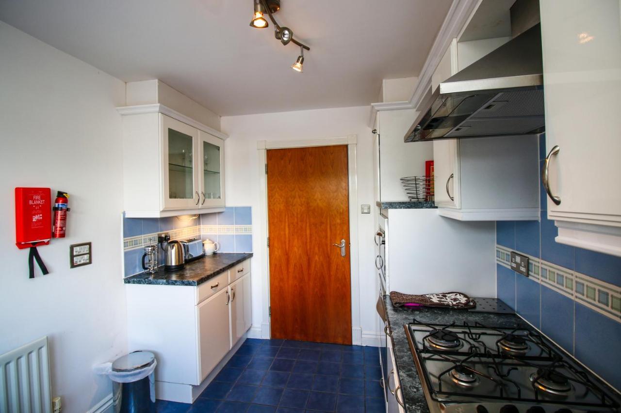 Turnberry Apartments Buitenkant foto