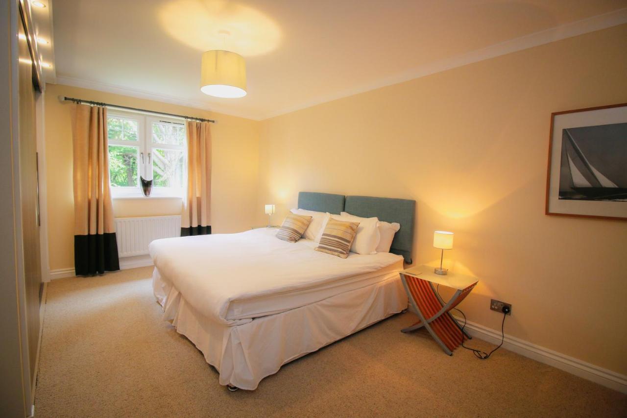 Turnberry Apartments Buitenkant foto