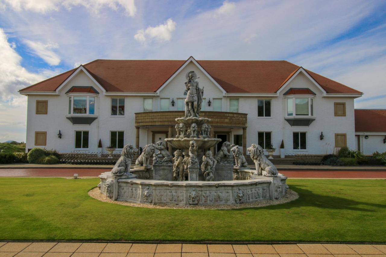 Turnberry Apartments Buitenkant foto
